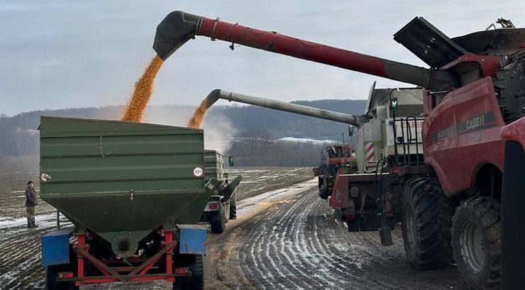 أوكرانيا تحصد 4.85 مليون طن فول صويا و 9.3 مليون طن من عباد الشمس