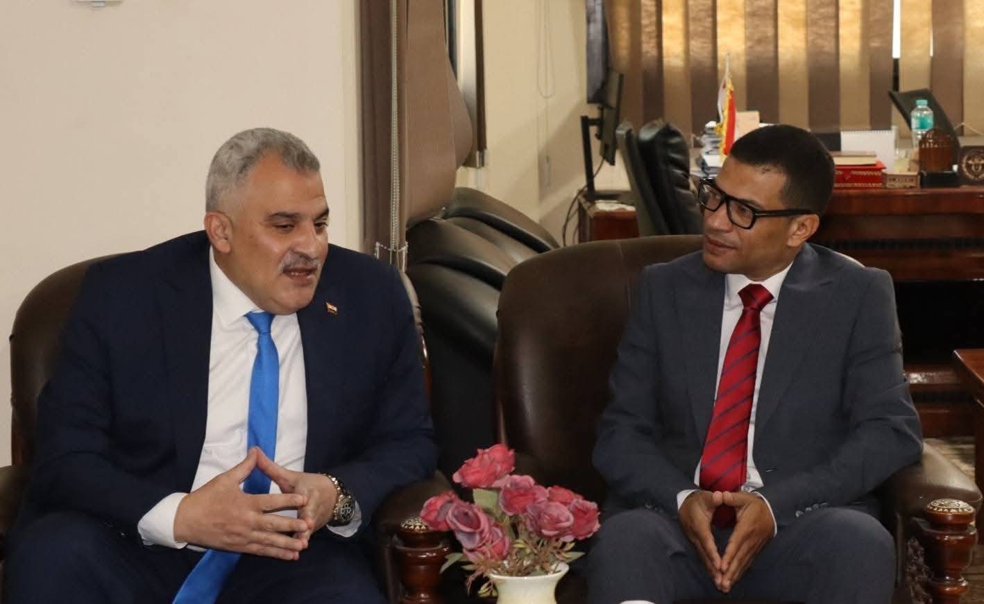 تنمية البحيرات